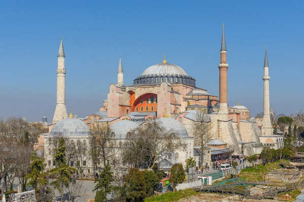 Hagia Sophia Istanbul: Lịch Sử, Kiến Trúc Và Lưu Ý Tham Quan
